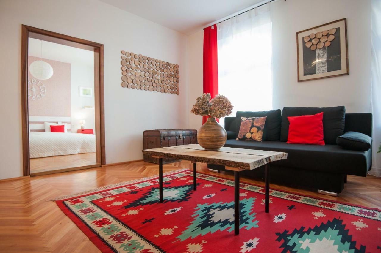 Spacious Stylish Apartment In Old Town Sibiu Exteriér fotografie